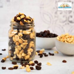 Salted Peanuts & Raisin Mix